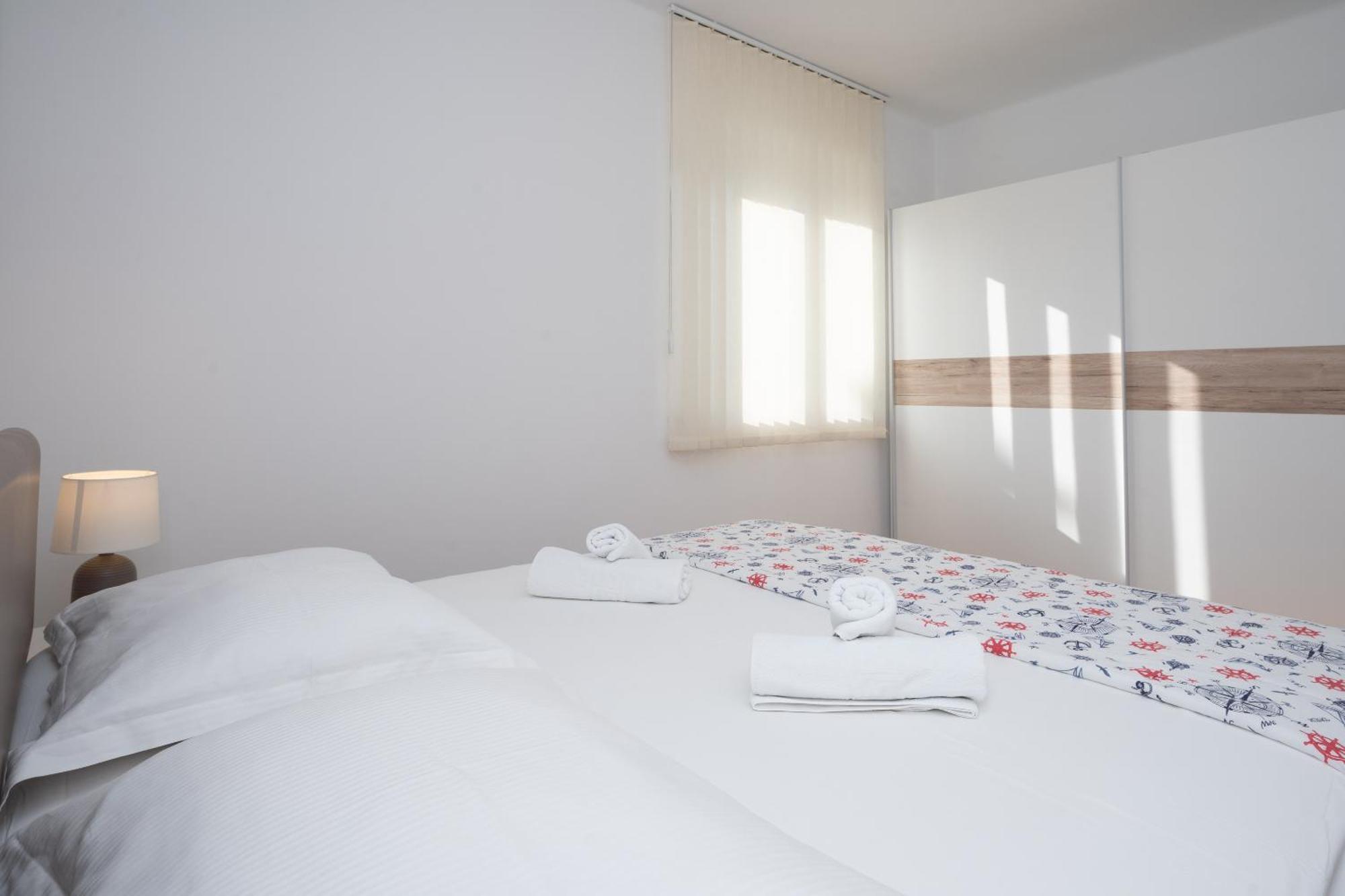 Apartment Nena Zara Esterno foto